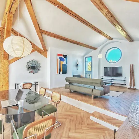 Apartament Le Quai Nimois Climatise Au Pied De La Gare