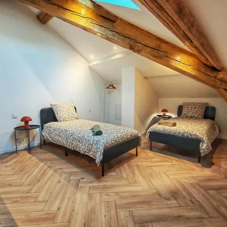 Apartament Le Quai Nimois Climatise Au Pied De La Gare Nîmes